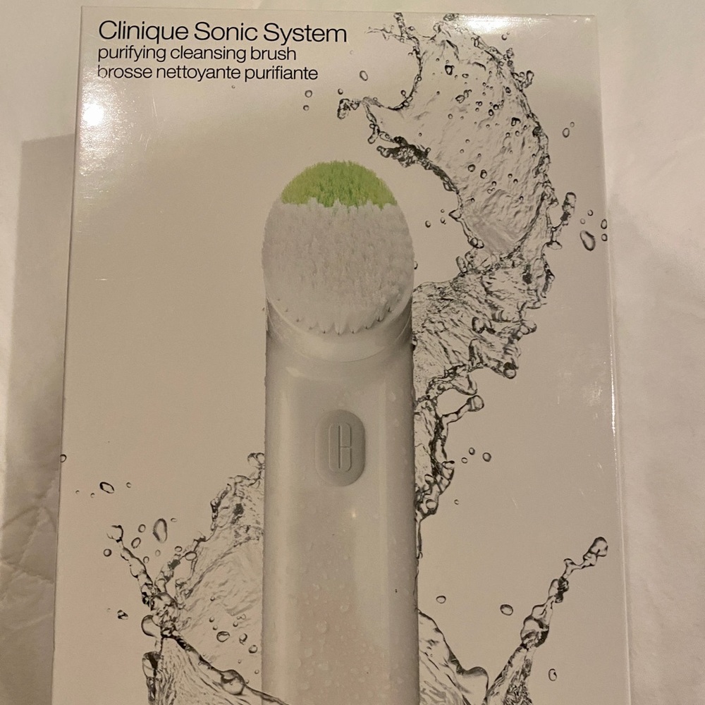 Clinique Sonic System Purifying Cleansing Brush - never opened